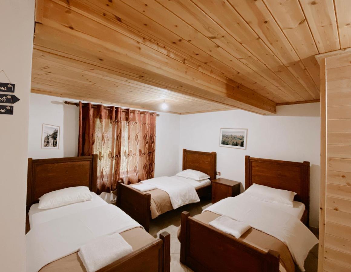 Guesthouse Pashko Theth Exterior photo