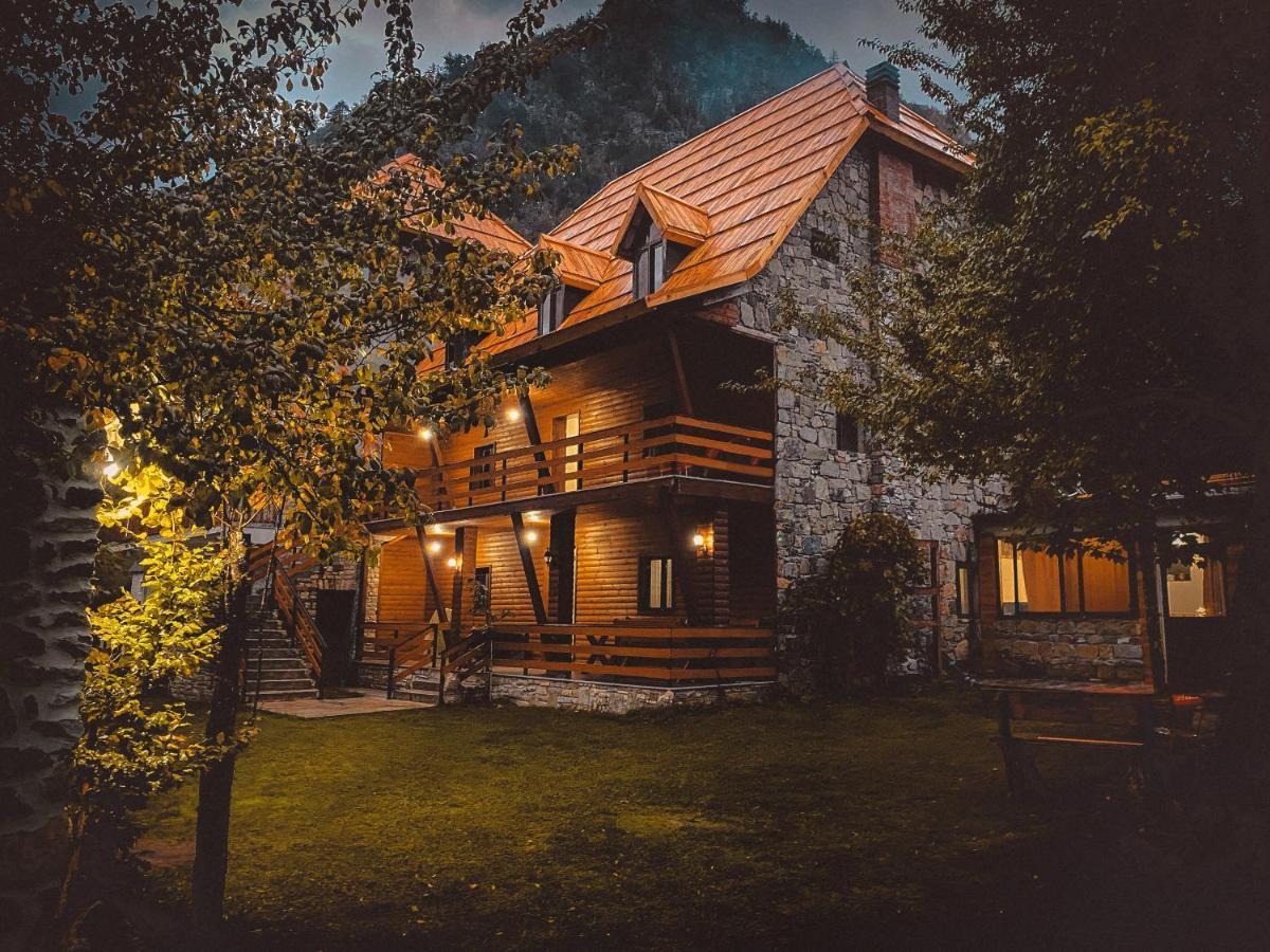 Guesthouse Pashko Theth Exterior photo